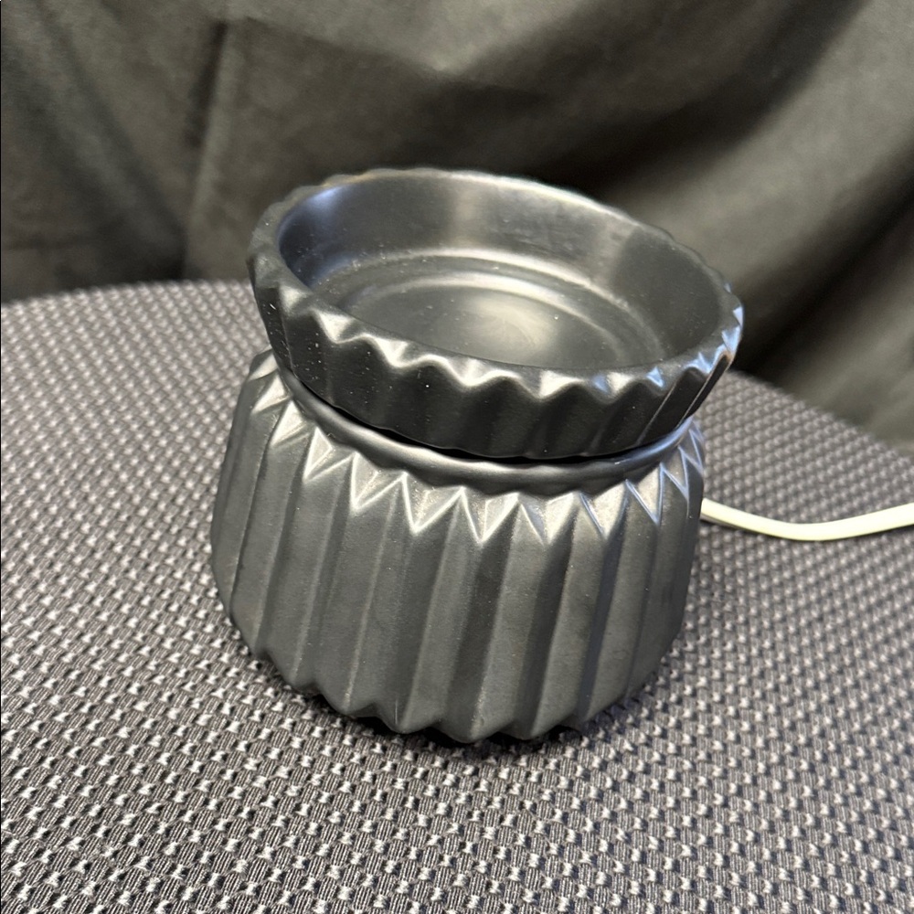 Black Ceramic Electric Wax Warmer